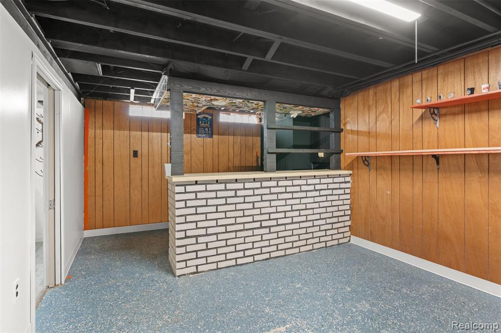 9381 Pardee Road Taylor, MI 48180 - Photo 16 of 34