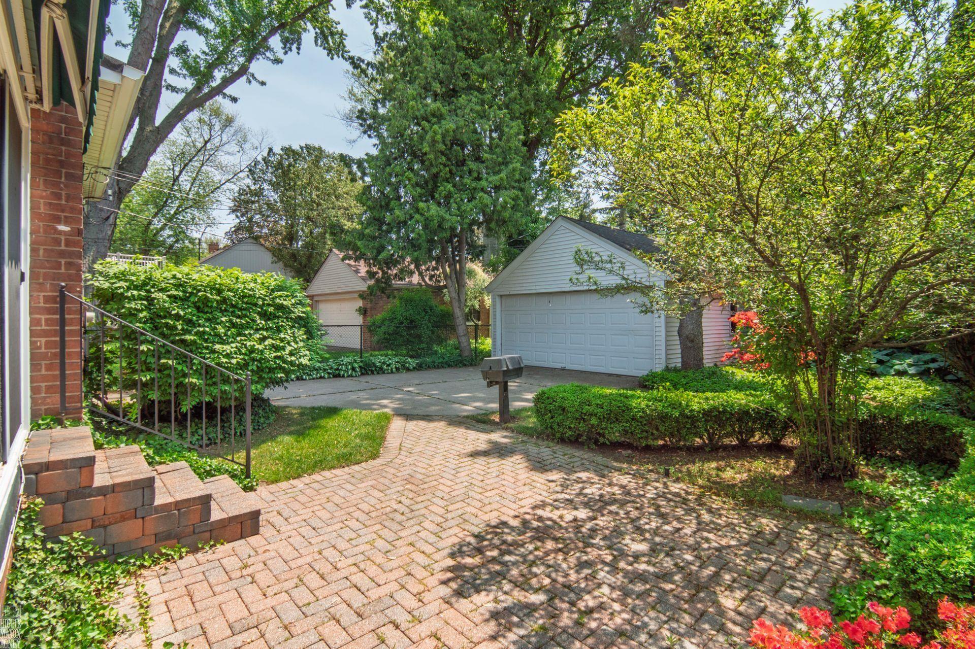 255 Merriweather Road Grosse Pointe Farms, MI 48236 - Photo 23 of 28