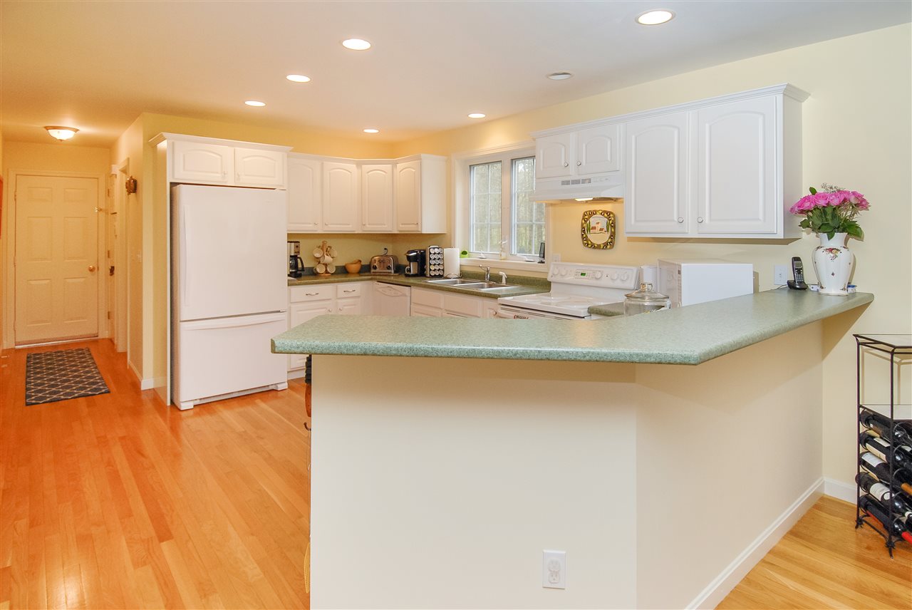4 Fox Run Road Nottingham, NH 03290 - Photo 6 of 26