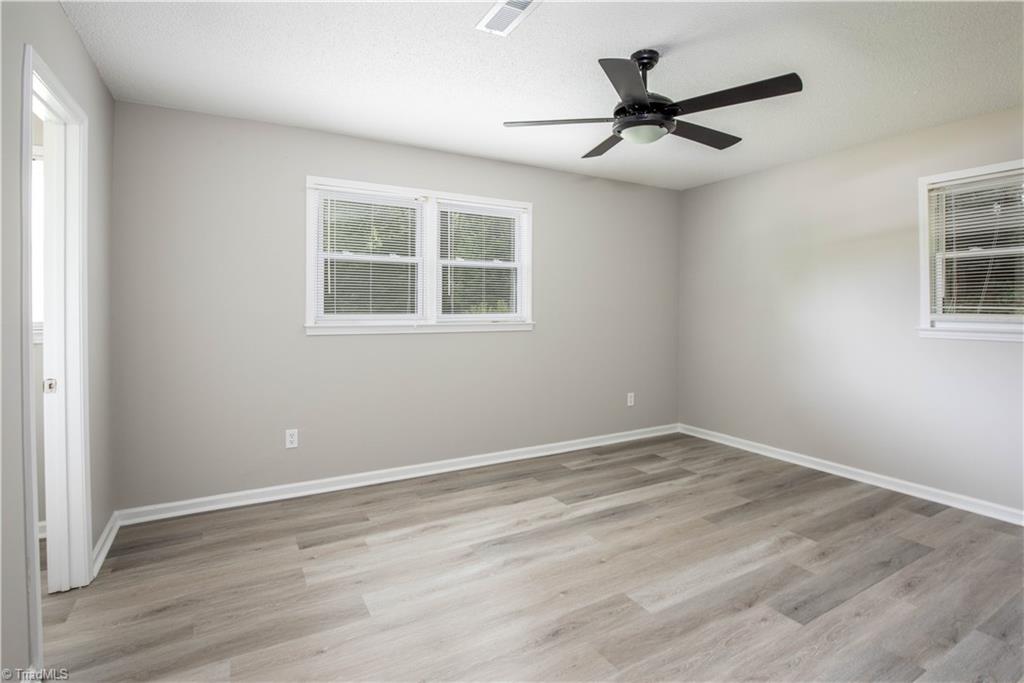 1765 Greendale Road Archdale, NC 27263 - Photo 9 of 21 Gallery Image 9