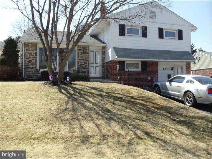 1603 Mt Pleasant Road Havertown, PA 19083 - Photo 2 of 21 Front Yard