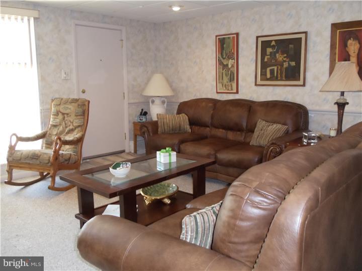 1603 Mt Pleasant Road Havertown, PA 19083 - Photo 17 of 21 Family Room