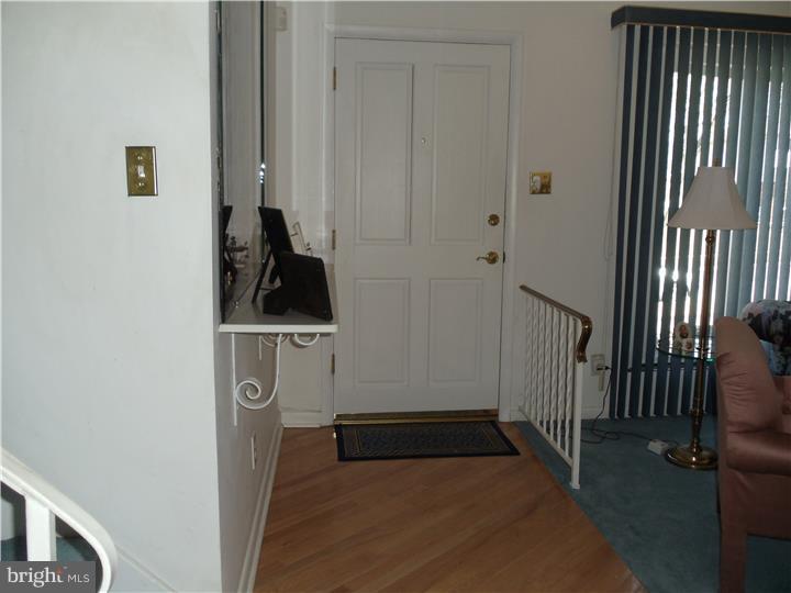 1603 Mt Pleasant Road Havertown, PA 19083 - Photo 3 of 21 Foyer