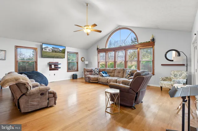 $585,000 | 172 Cambrian Court, Martinsburg, WV 25403