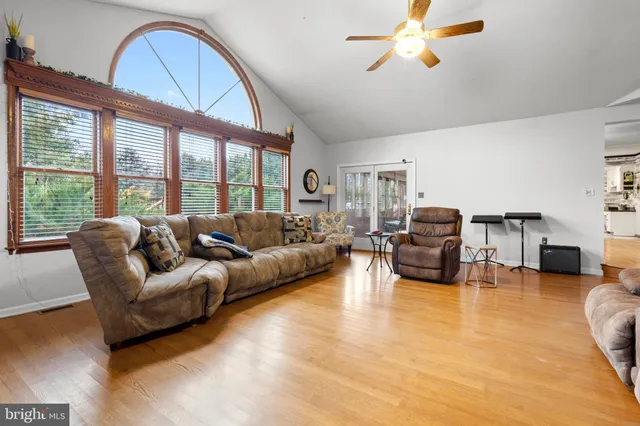 $585,000 | 172 Cambrian Court, Martinsburg, WV 25403