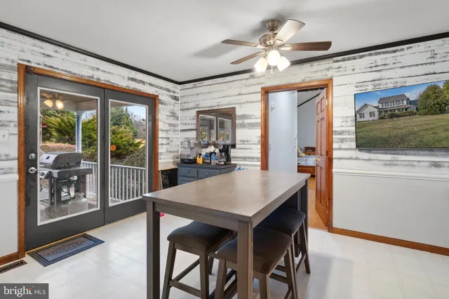 $585,000 | 172 Cambrian Court, Martinsburg, WV 25403