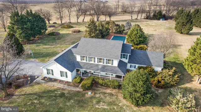 $585,000 | 172 Cambrian Court, Martinsburg, WV 25403