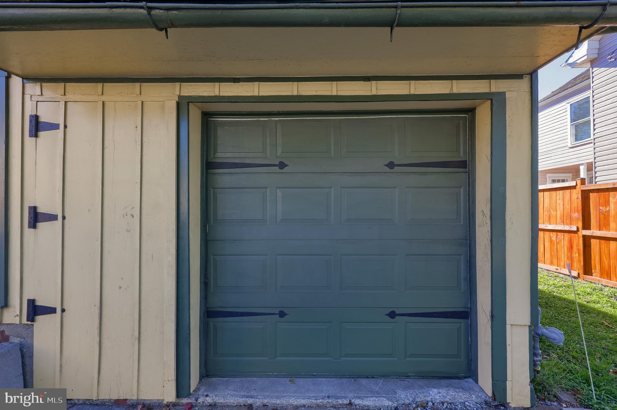 2 South Charlotte Street Manheim, PA 17545 - Photo 11 of 88