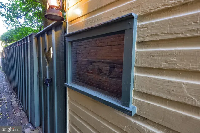 $423,000 | 2 South Charlotte Street, Manheim, PA 17545