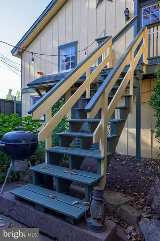 $423,000 | 2 South Charlotte Street, Manheim, PA 17545