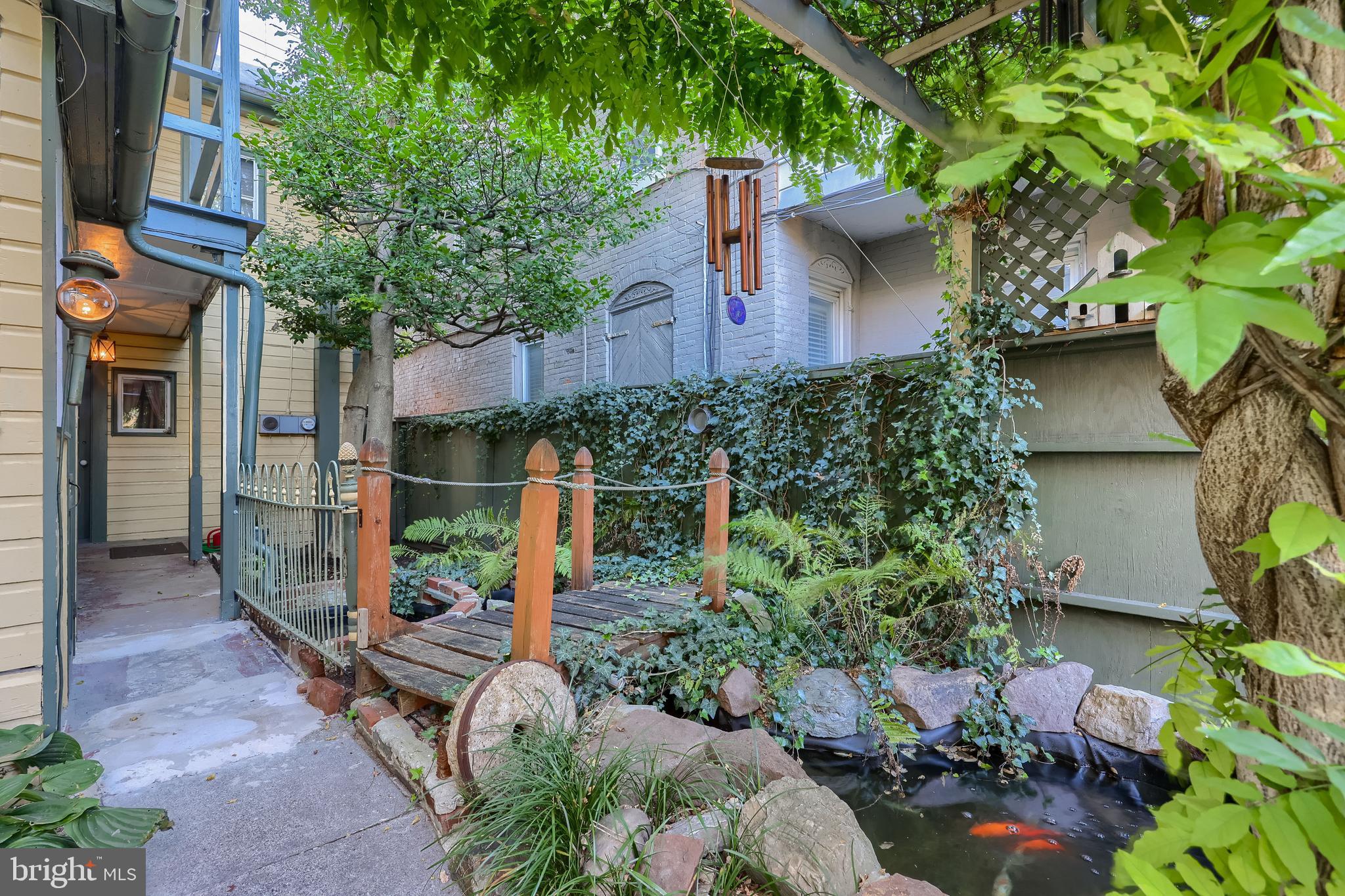 2 South Charlotte Street Manheim, PA 17545 - Photo 28 of 88