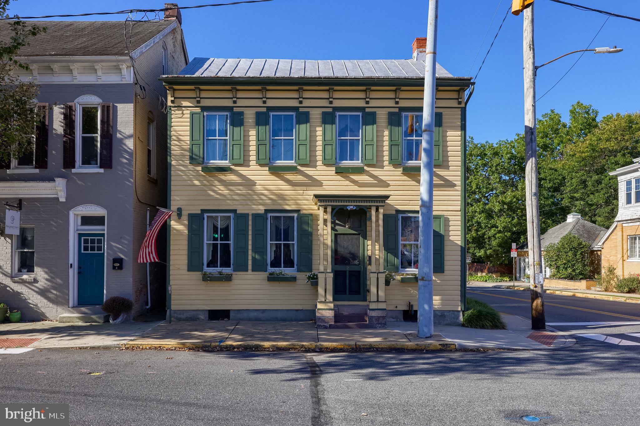 2 South Charlotte Street Manheim, PA 17545 - Photo 3 of 88