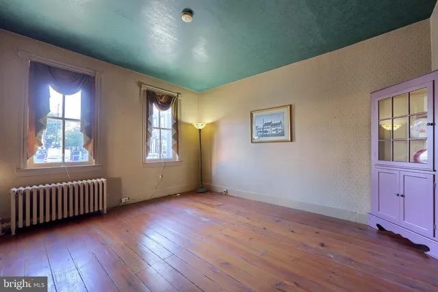 $423,000 | 2 South Charlotte Street, Manheim, PA 17545