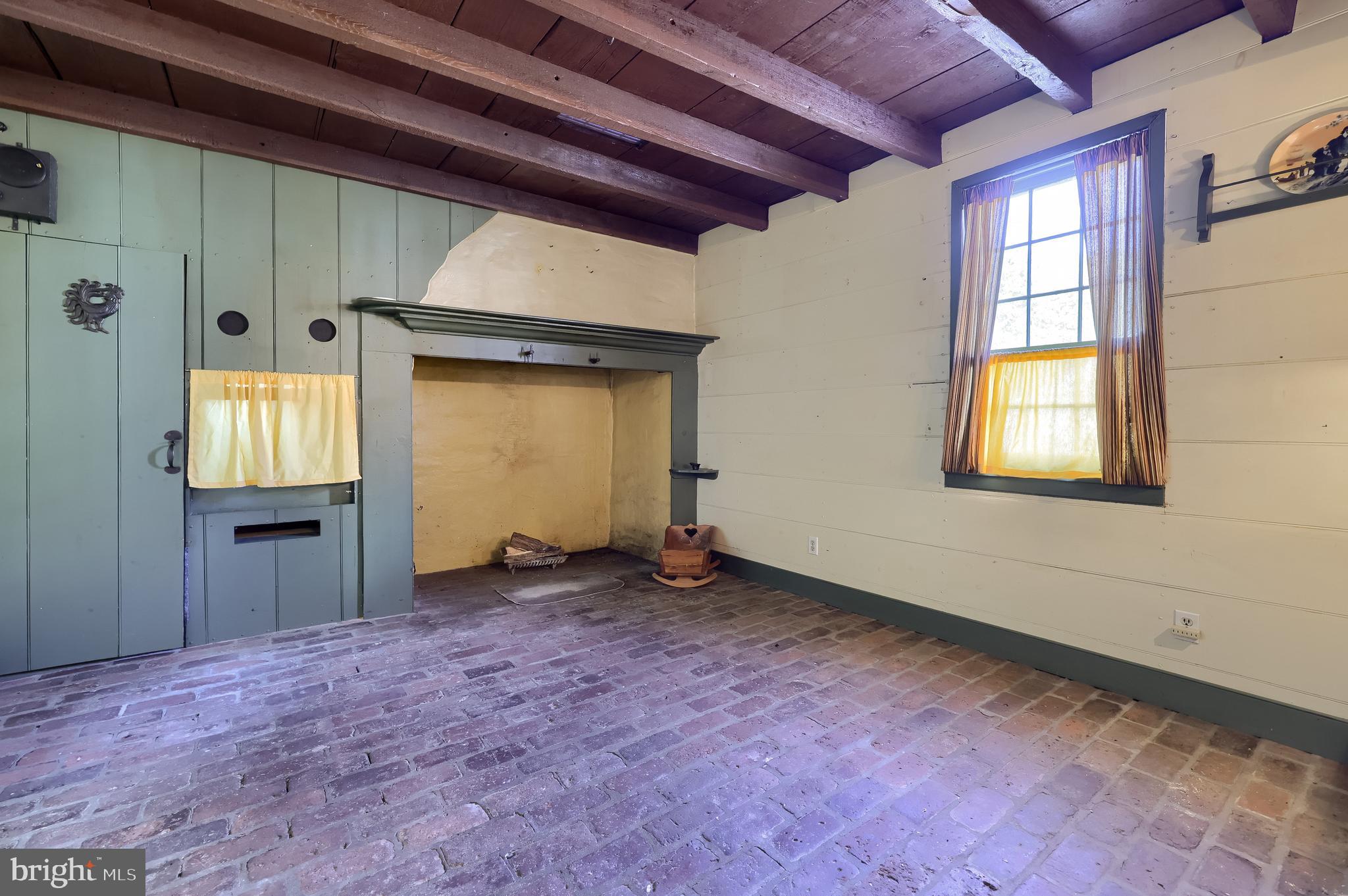 2 South Charlotte Street Manheim, PA 17545 - Photo 46 of 88 a view of an empty room with a window