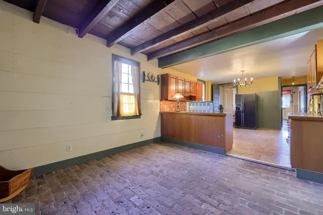 $423,000 | 2 South Charlotte Street, Manheim, PA 17545