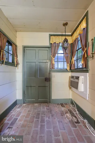 $423,000 | 2 South Charlotte Street, Manheim, PA 17545