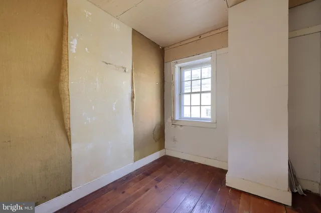 $423,000 | 2 South Charlotte Street, Manheim, PA 17545