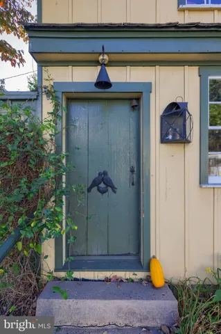 $423,000 | 2 South Charlotte Street, Manheim, PA 17545