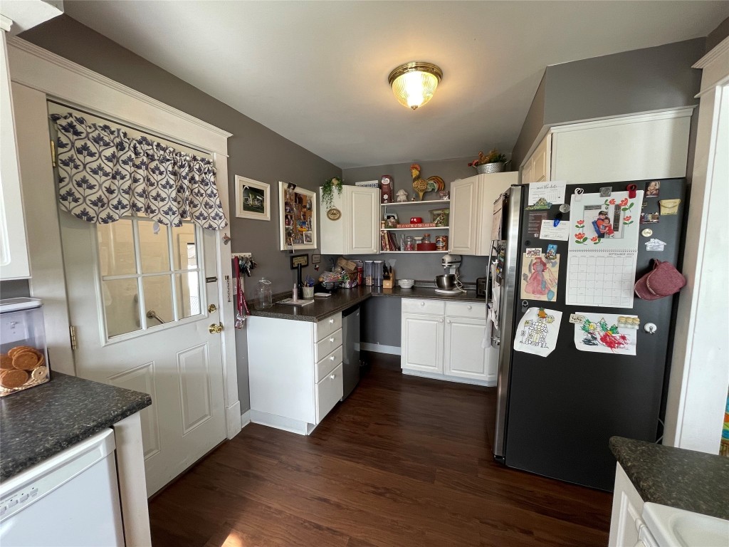 139 Glenwood Road Binghamton, NY 13905 - Photo 9 of 25