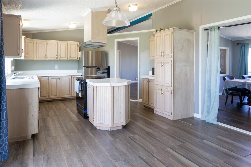 103 Cloudberry Lane Elgin, TX 78621 - Photo 5 of 18