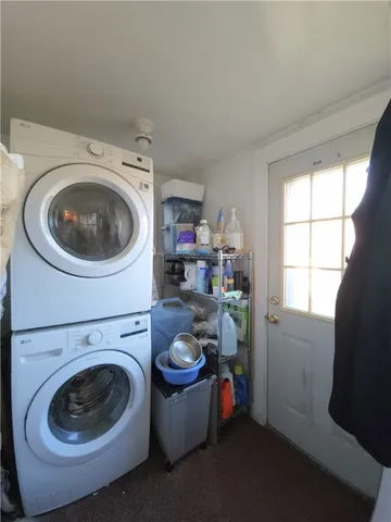 $1,100,000 | 73 Old Fort Road, Newport, RI 02840