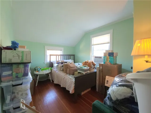 $1,100,000 | 73 Old Fort Road, Newport, RI 02840