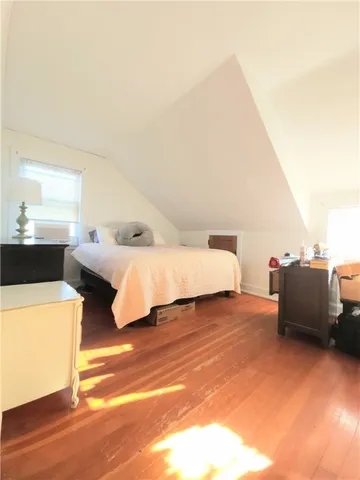 $1,100,000 | 73 Old Fort Road, Newport, RI 02840