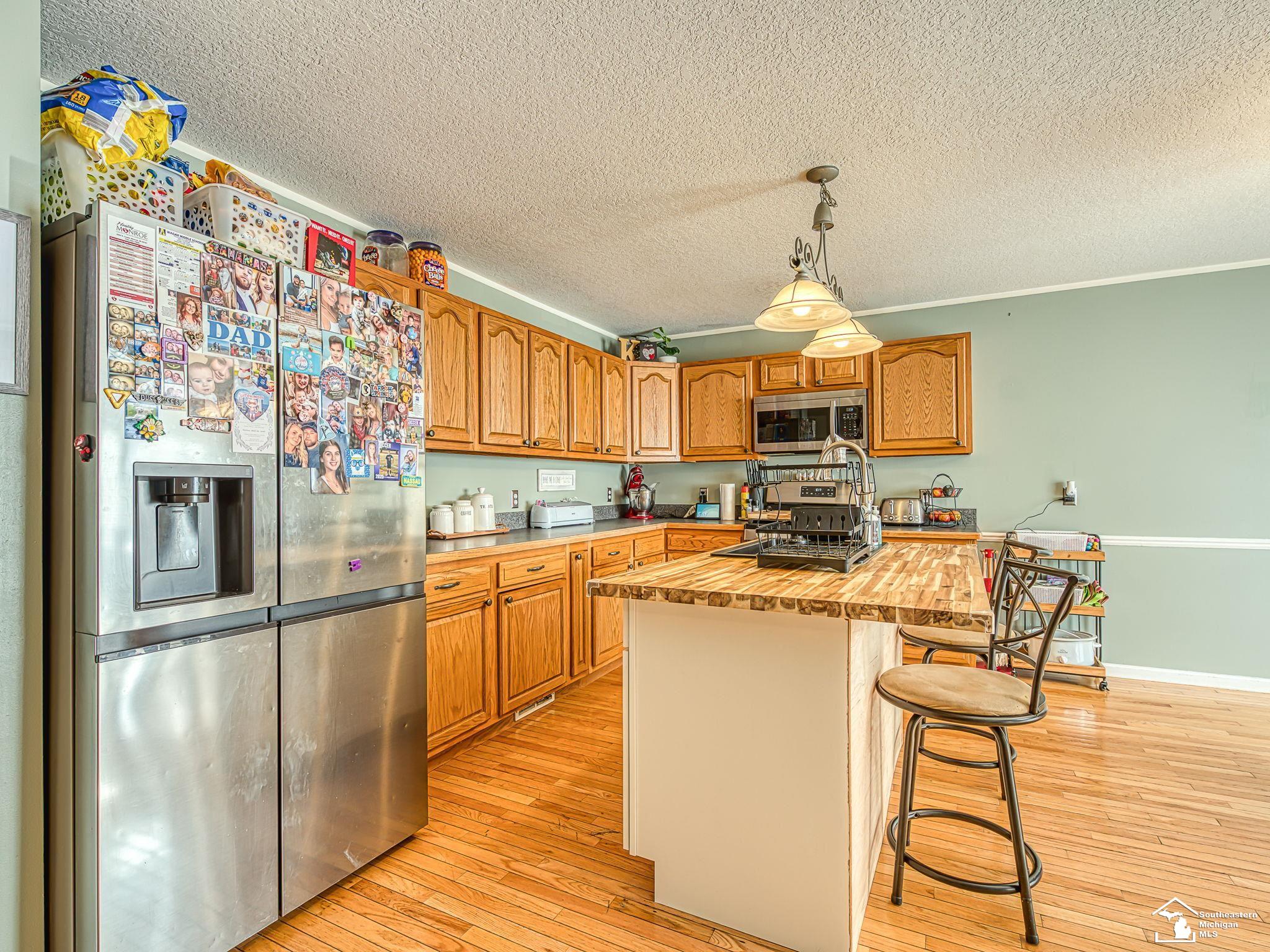 12459 Matthews Street Carleton, MI 48117 - Photo 4 of 35