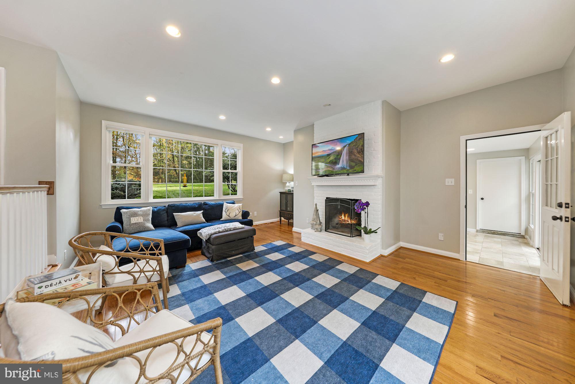 13609 Esworthy Road Darnestown, MD 20874 - Photo 13 of 61