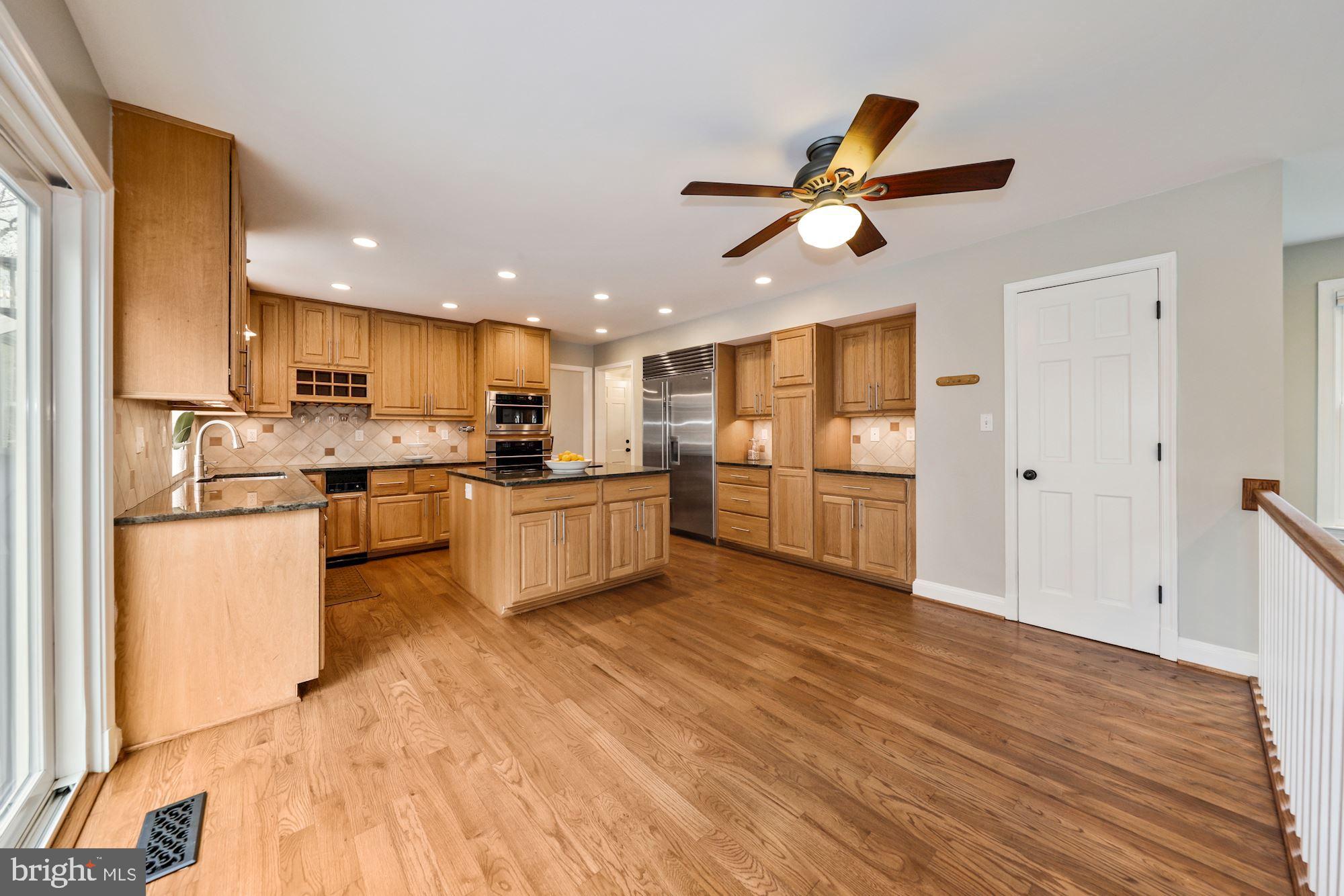 13609 Esworthy Road Darnestown, MD 20874 - Photo 19 of 61