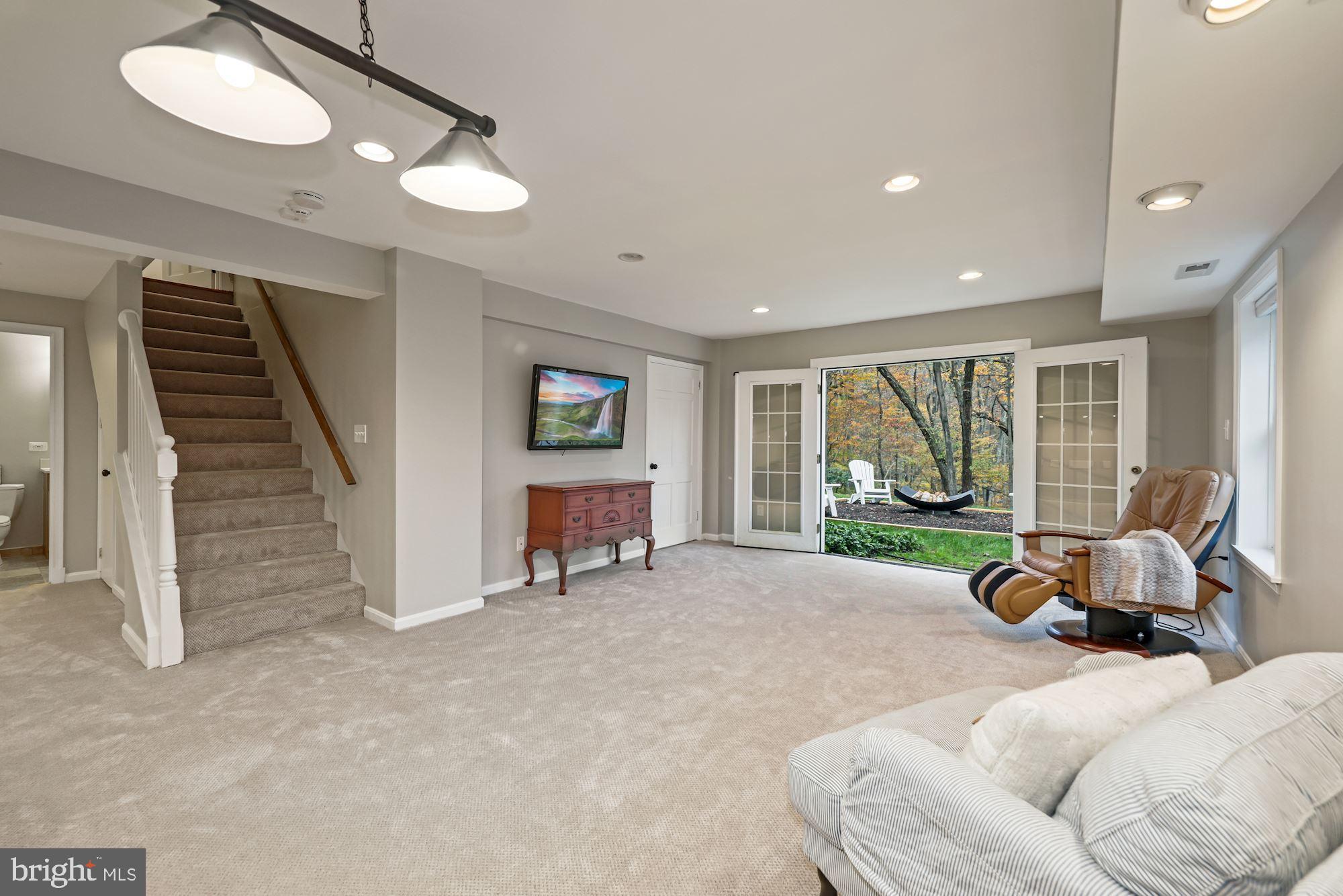 13609 Esworthy Road Darnestown, MD 20874 - Photo 34 of 61