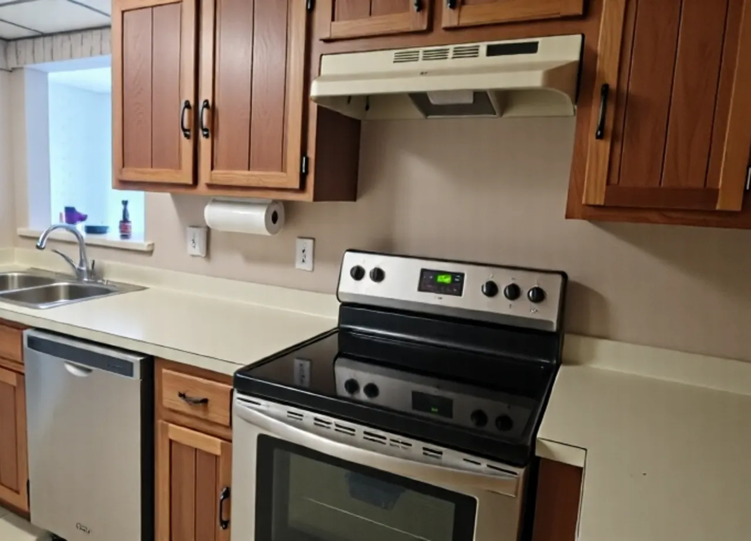 1503 Woodbridge Road, Unit 1F Joliet, IL 60436 - Photo 9 of 23 Gallery Image 9