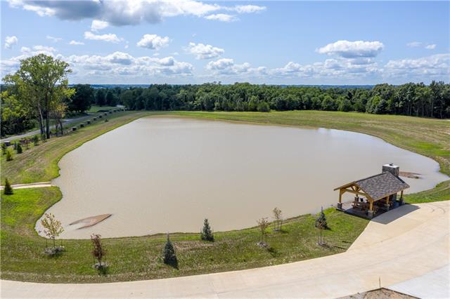 161 Southwest 11th Road Warrensburg, MO 64093 - Photo 2 of 4