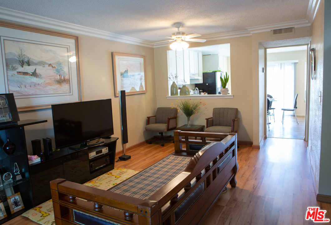 986 South Sutter Creek Road, Unit 59 Anaheim, CA 92804 - Photo 2 of 18