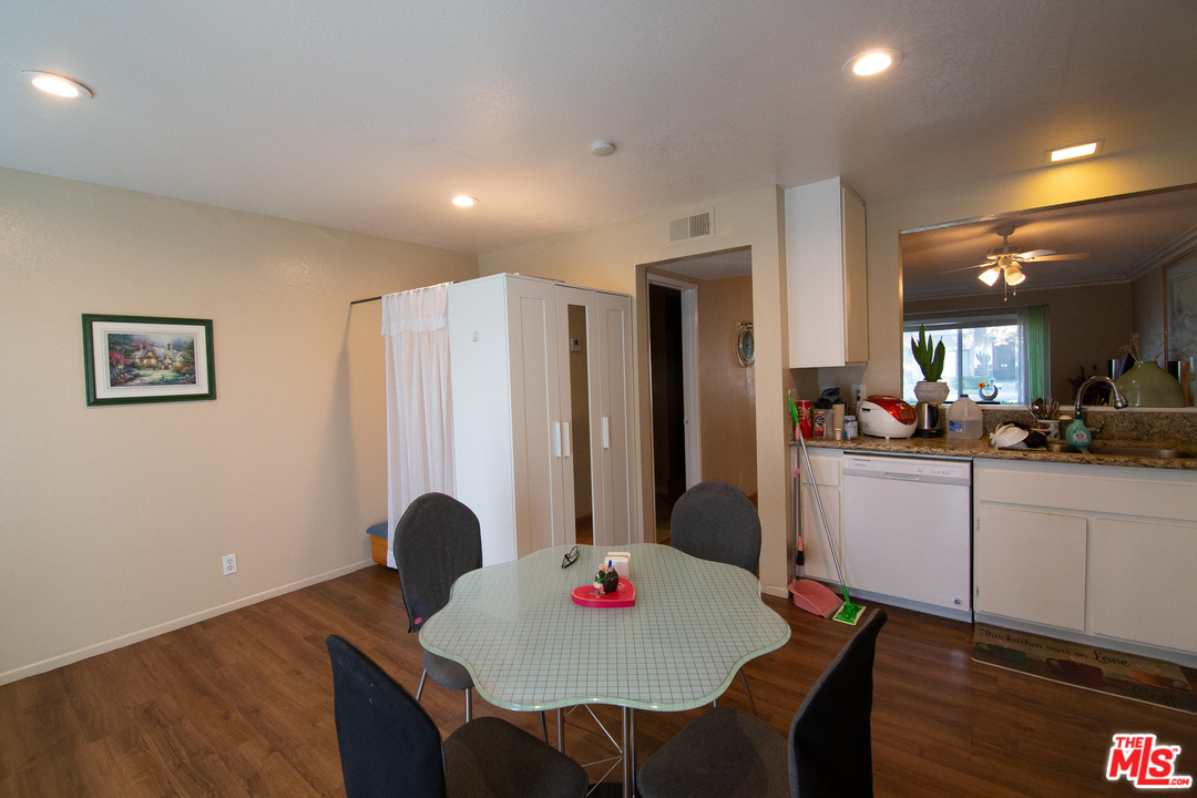 986 South Sutter Creek Road, Unit 59 Anaheim, CA 92804 - Photo 5 of 18