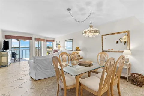$695,000 | 991 North Barfield Drive, Unit 307, Marco Island, FL 34145