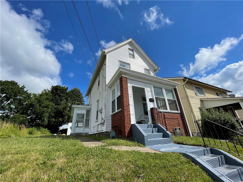 524 East Madison Street Rochester, PA 15074 - Photo 1 of 15