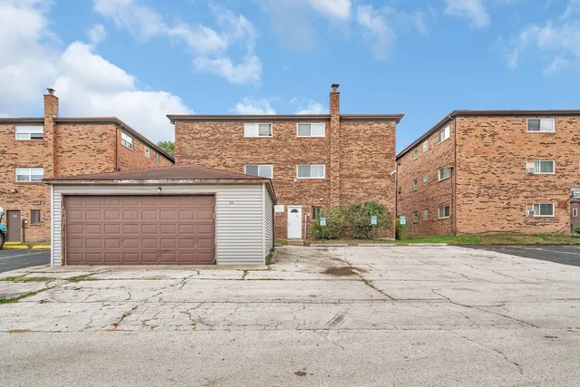 $402,500 | 649 Jeffery Avenue, Calumet City, IL 60409