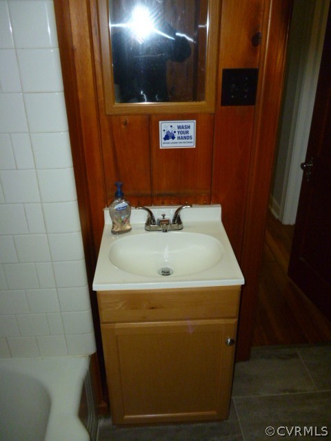 25115 Cox Road Petersburg, VA 23803 - Photo 28 of 37 Full bath on second floor