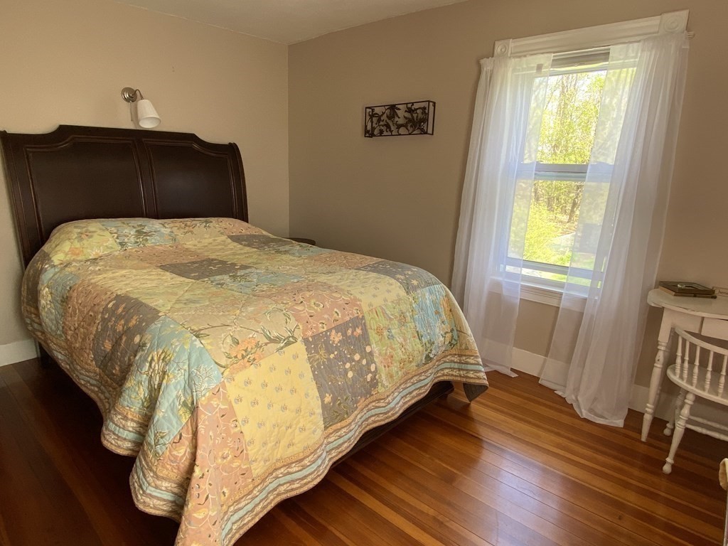 291 Main Street Rutland, MA 01543 - Photo 26 of 42