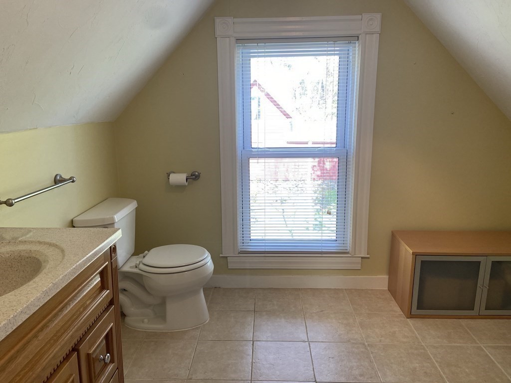 291 Main Street Rutland, MA 01543 - Photo 34 of 42