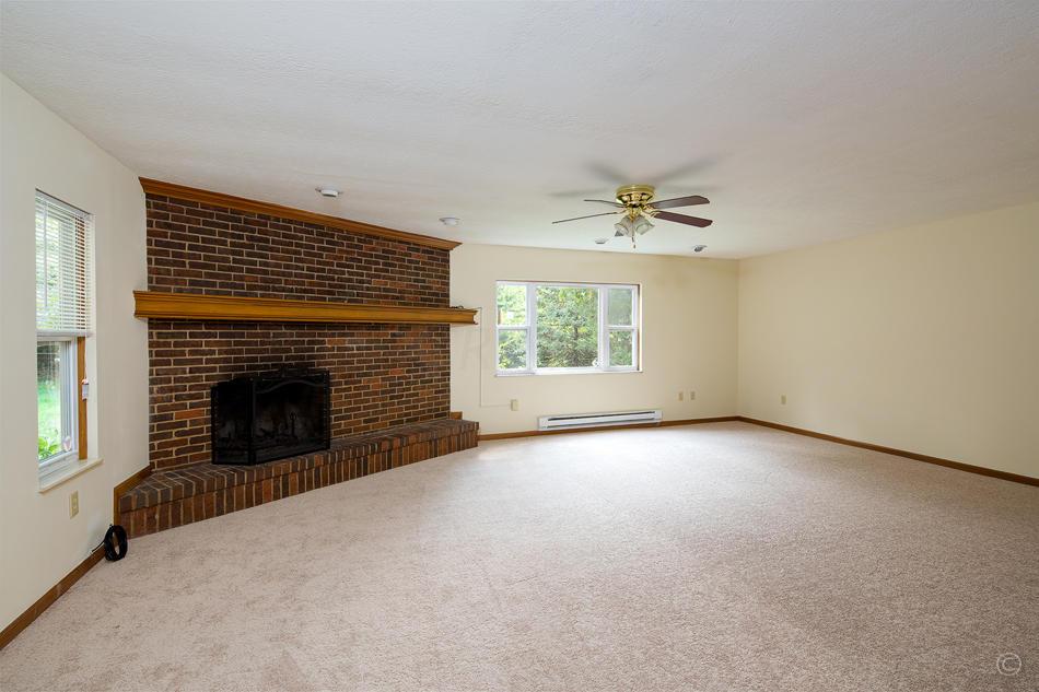 279 Dunchurch Road Columbus, OH 43230 - Photo 3 of 12 Gallery Image 3