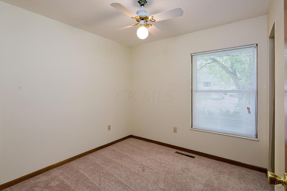 279 Dunchurch Road Columbus, OH 43230 - Photo 10 of 12 Gallery Image 10