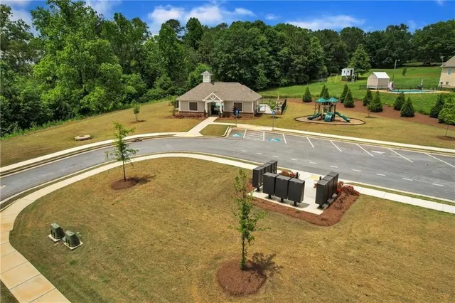 $639,900 | 7048 Manchester Drive, Flowery Branch, GA 30542
