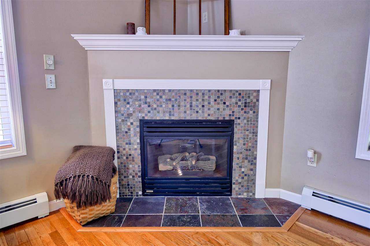 3 Trent Road Hooksett, NH 03106 - Photo 5 of 37