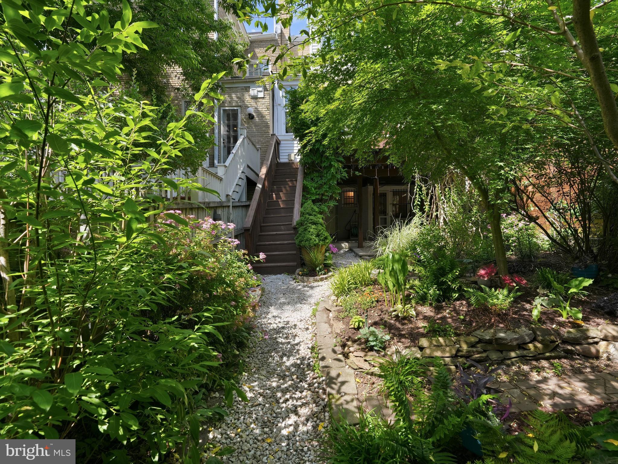 1922 Park Road Northwest Washington, DC 20010 - Photo 26 of 38