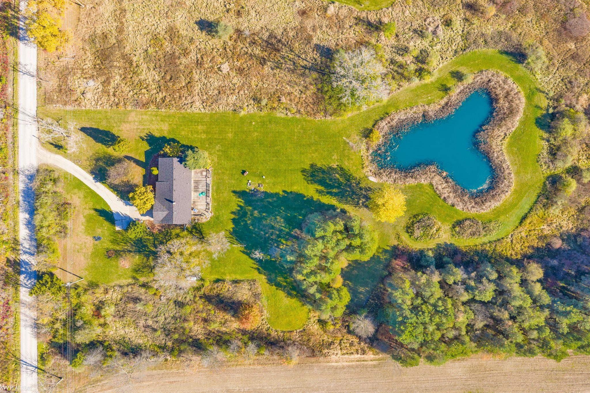 15183 Yale Road Yale, MI 48097 - Photo 9 of 58 50193151-4a9afb38-3fb9-40b0-ac1c-345ceb5ff9b8.JPG