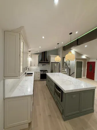 $829,900 | 700 Florence Drive, Park Ridge, IL 60068