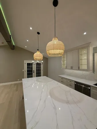 $829,900 | 700 Florence Drive, Park Ridge, IL 60068