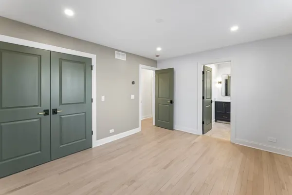 $829,900 | 700 Florence Drive, Park Ridge, IL 60068